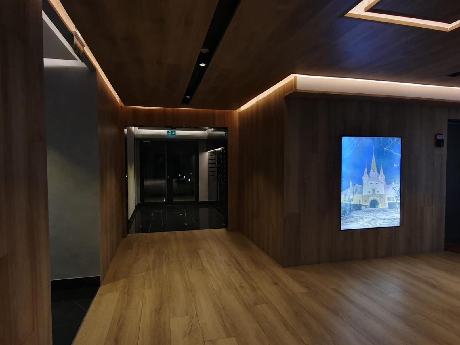 Tzuba Luxury Coresi Mall Brasov