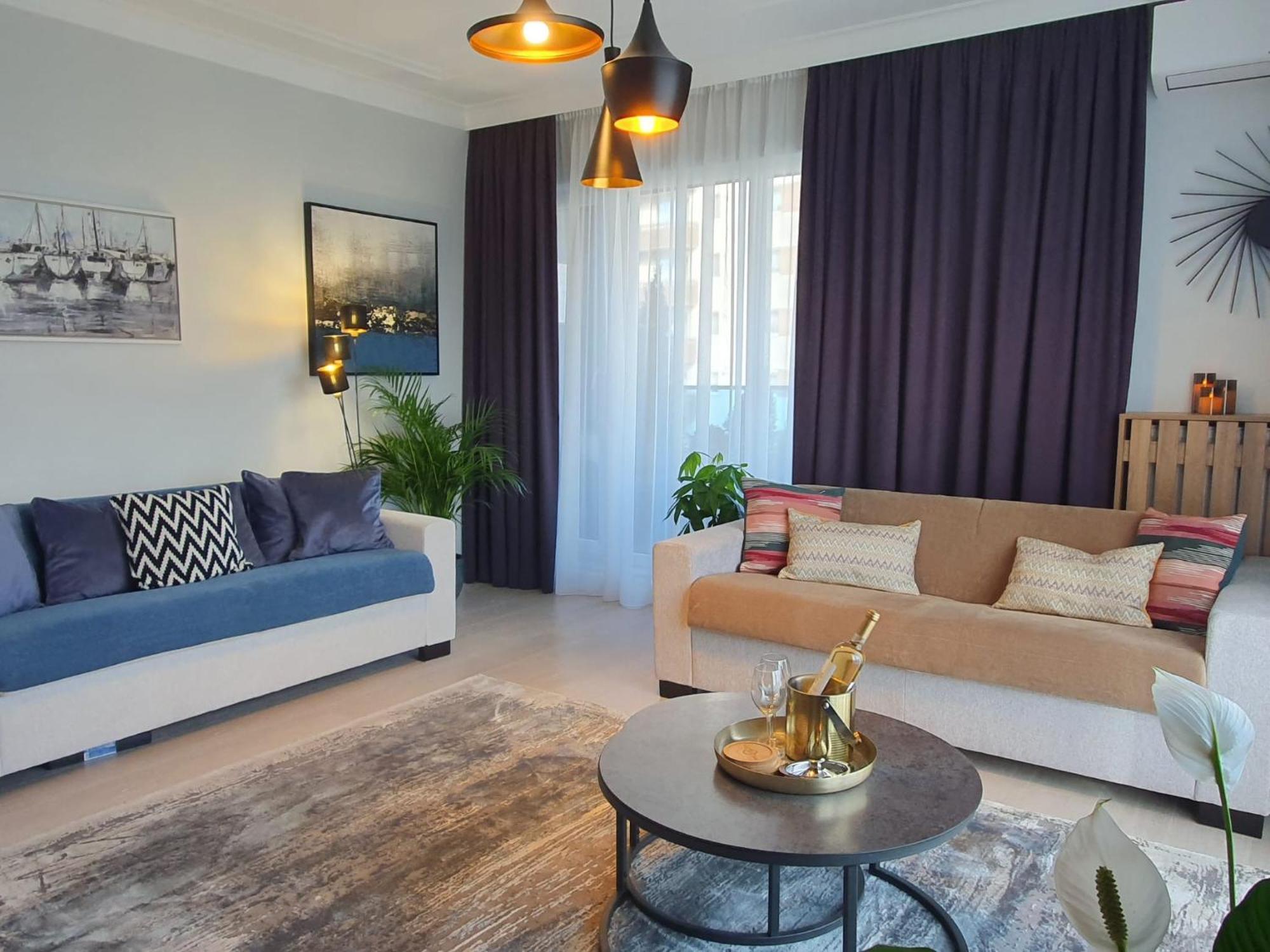 Tzuba Luxury Coresi Mall Brasov